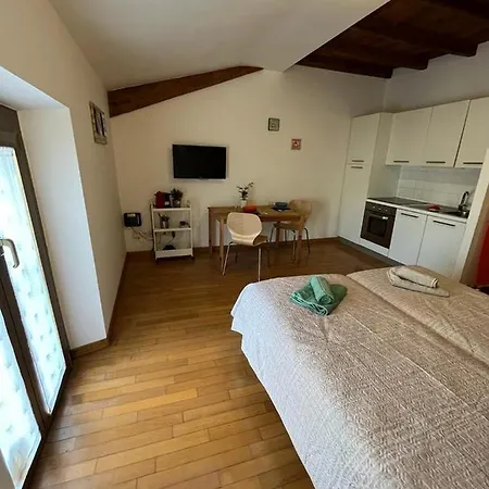 Flamingo Lodi Apartman Milánó